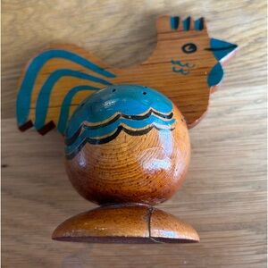 Vintage Folk Art Wooden Rooster Appetizer Tooth Pick Holder